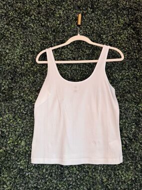 CAbi White Scoop Neck Tank Top
